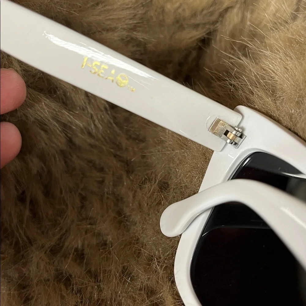 Anthropologie Isea Ashbury Polarized Sunglasses New White